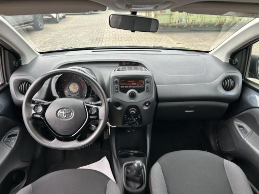 Toyota Aygo 1.0 VVT-i x-fun ActivLease financial lease