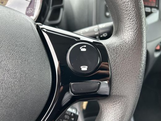 Toyota Aygo 1.0 VVT-i x-fun ActivLease financial lease