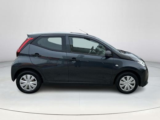 Toyota Aygo 1.0 VVT-i x-fun ActivLease financial lease