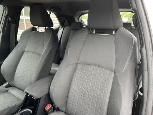 Toyota Corolla 1.8 Hybrid Active | All-in prijs | Automaat | parkeersensoren ActivLease financial lease
