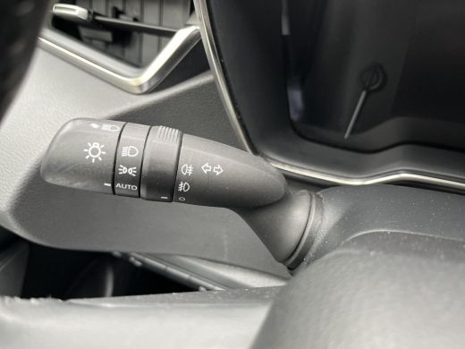 Toyota Corolla 1.8 Hybrid Active | All-in prijs | Automaat | parkeersensoren ActivLease financial lease