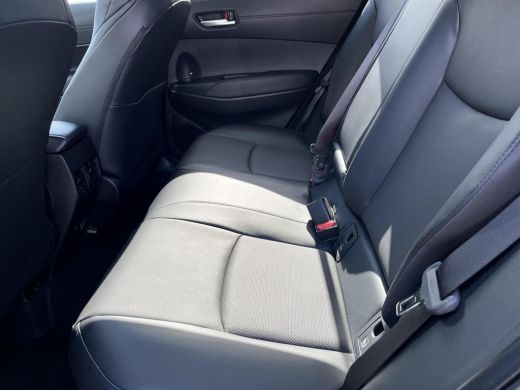 Toyota Corolla Cross Hybrid 180 Executive | All-in prijs | Apple/Android | Leder | Camera | ActivLease financial lease