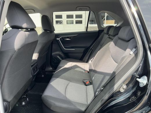 Toyota RAV4 2.5 Hybrid Dynamic Black Edition ActivLease financial lease