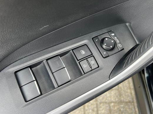 Toyota RAV4 2.5 Hybrid Dynamic Black Edition ActivLease financial lease