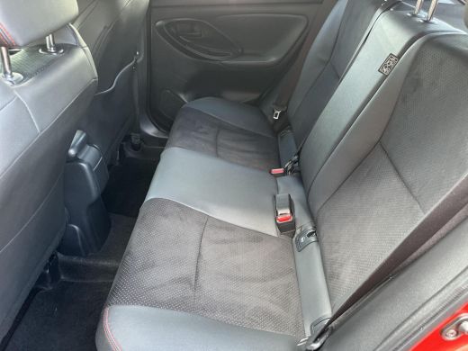 Toyota Yaris 1.5 Hybrid GR Sport | JBL Audio | Navigatie | Dode hoek waarschuwing | Stoelverwarming | ActivLease financial lease