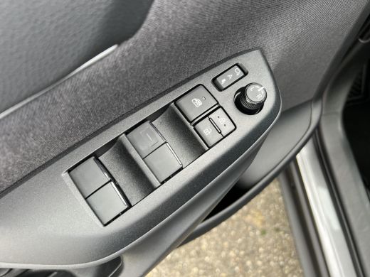 Toyota Yaris Cross 1.5 Hybrid 115 Dynamic Comfort Pack ActivLease financial lease