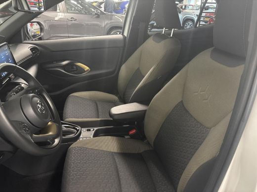 Toyota Yaris Cross 1.5 Hybrid Explore ActivLease financial lease