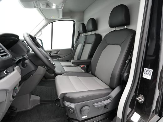 Volkswagen Crafter 35 2.0 TDI L3H3 Exclusive EURO VI Trekhaak Navigatie Camera Acc Pdc Stoel/Stuurverwarming Carplay ActivLease financial lease