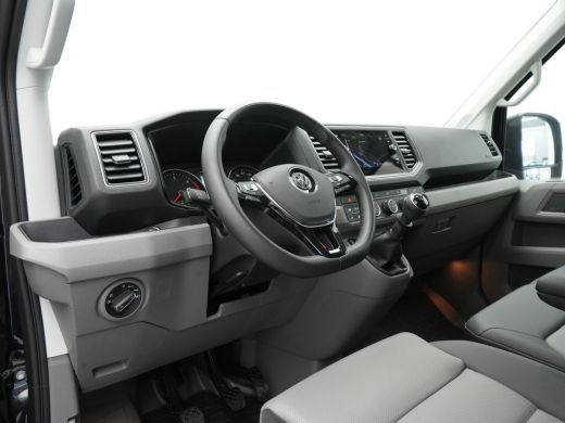 Volkswagen Crafter 35 2.0 TDI L3H3 Exclusive EURO VI Trekhaak Navigatie Camera Acc Pdc Stoel/Stuurverwarming Carplay ActivLease financial lease