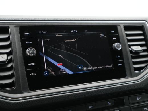 Volkswagen Crafter 35 2.0 TDI L3H3 Exclusive EURO VI Trekhaak Navigatie Camera Acc Pdc Stoel/Stuurverwarming Carplay ActivLease financial lease