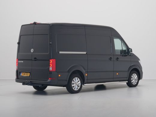 Volkswagen Crafter 35 2.0 TDI L3H3 Exclusive EURO VI Trekhaak Navigatie Camera Acc Pdc Stoel/Stuurverwarming Carplay ActivLease financial lease
