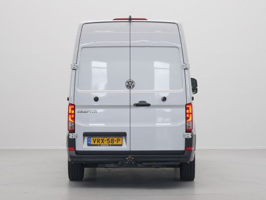 Volkswagen Crafter 35 2.0 TDI L3H3 Highline Camera Pdc Acc Trekhaak Navigatie Carplay Parkassist ActivLease financial lease