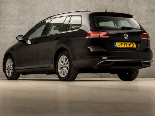 Volkswagen Golf 1.0 TSI Sportline (APPLE CARPLAY, GROOT NAVI, CLIMATE, ALCANTARA, STOELVERWARMING, SPORTSTOELEN, ... ActivLease financial lease