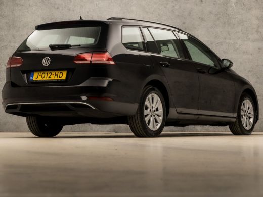 Volkswagen Golf 1.0 TSI Sportline (APPLE CARPLAY, GROOT NAVI, CLIMATE, ALCANTARA, STOELVERWARMING, SPORTSTOELEN, ... ActivLease financial lease