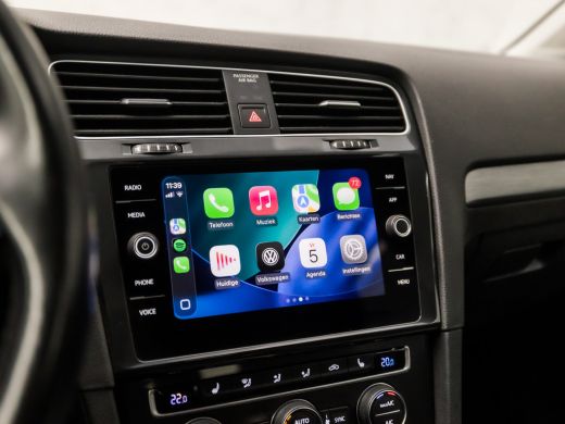Volkswagen Golf 1.0 TSI Sportline (APPLE CARPLAY, GROOT NAVI, CLIMATE, ALCANTARA, STOELVERWARMING, SPORTSTOELEN, ... ActivLease financial lease