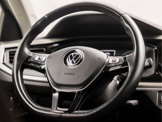 Volkswagen Polo 1.0 TSI Highline R Sport Automaat (APPLE CARPLAY, GROOT NAVI, CLIMATE, CAMERA, STOELVERWARMING, S... ActivLease financial lease