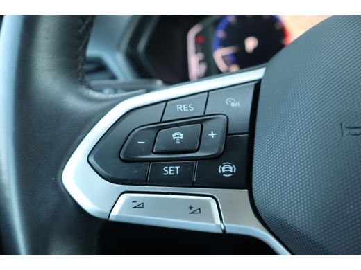 Volkswagen T-Cross 110PK 1.0 TSI Life | Apple Carplay/Android Auto|telefoonintegratie premium | Navigatiesysteem | P... ActivLease financial lease