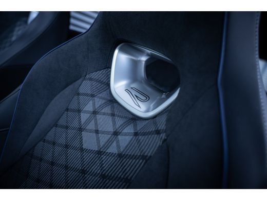 Volkswagen Tayron R-line Edition 1.5 e-Hybrid 204PK | Extra getint glas | Lichtmetalen velgen 20" | R-Line exterieur ActivLease financial lease