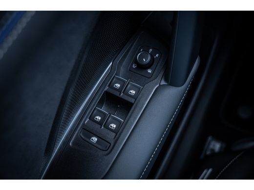 Volkswagen Tayron R-line Edition 1.5 e-Hybrid 204PK | Extra getint glas | Lichtmetalen velgen 20" | R-Line exterieur ActivLease financial lease