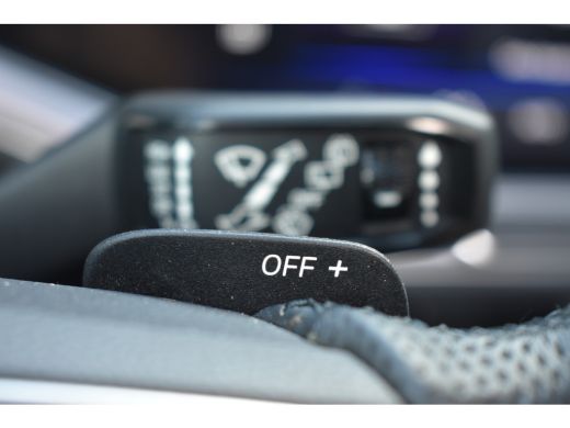 Volkswagen Touareg 3.0 TSI eHybrid 462PK 4MOTION R | ALARM | TREKHAAK | 21 INCH | LUCHTVERING | PANORAMADAK | NAVIGA... ActivLease financial lease