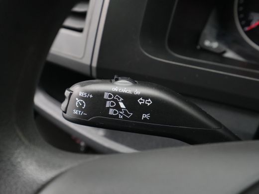 Volkswagen Transporter 2.0 TDI 150pk L2H1 Comfortline Navigatie Camera Cruise Dab Pdc Carplay ActivLease financial lease