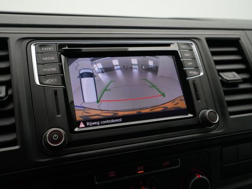 Volkswagen Transporter 2.0 TDI 150pk L2H1 Comfortline Navigatie Camera Cruise Dab Pdc Carplay ActivLease financial lease