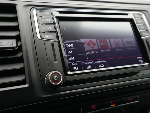 Volkswagen Transporter 2.0 TDI 150pk L2H1 Comfortline Navigatie Camera Cruise Dab Pdc Carplay ActivLease financial lease