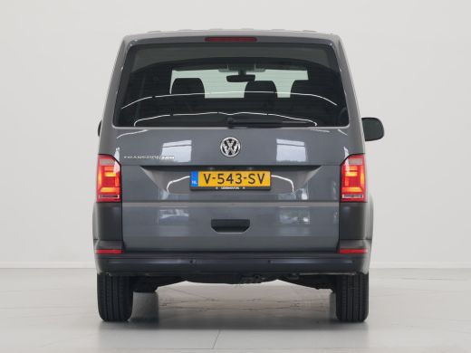 Volkswagen Transporter 2.0 TDI 150pk L2H1 Comfortline Navigatie Camera Cruise Dab Pdc Carplay ActivLease financial lease