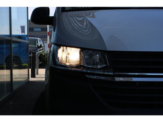Volkswagen Transporter 2.0 TDI L2H1 | 150 PK | DSG Automaat | 18'' velgen, nieuwe banden | NAVI | PDC v+a | Airco | Stoe... ActivLease financial lease