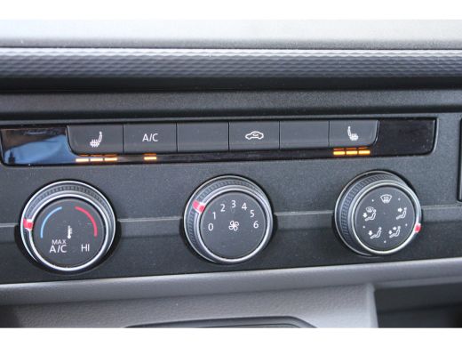 Volkswagen Transporter 2.0 TDI L2H1 | 150 PK | DSG Automaat | 18'' velgen, nieuwe banden | NAVI | PDC v+a | Airco | Stoe... ActivLease financial lease