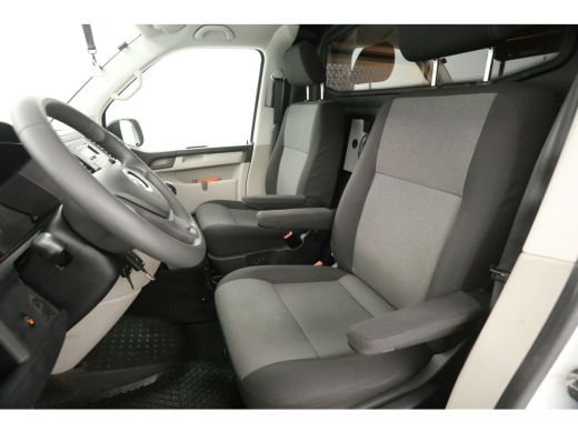 Volkswagen Transporter 2.0 TDI L2H1 | Airco | Trekhaak | Parkeersensoren | Elektrpakket ActivLease financial lease