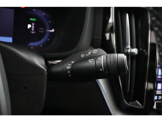 Volvo  XC60 T6 Plug-in hybrid AWD Ultra Dark | Panoramadak | 360 Camera | Head-up display | Stoel en stuurwie... ActivLease financial lease