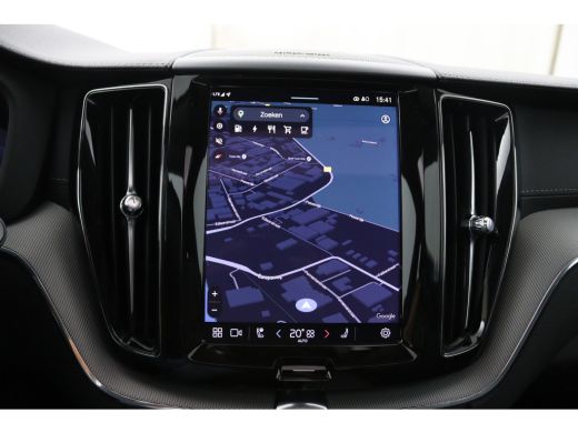 Volvo  XC60 T6 Plug-in hybrid AWD Ultra Dark | Panoramadak | 360 Camera | Head-up display | Stoel en stuurwie... ActivLease financial lease