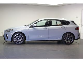BMW 1 Serie 120 M Sport Automaat / Sportstoelen / Achteruitrijcamera / M Adaptief onderstel / Stoelverwarming