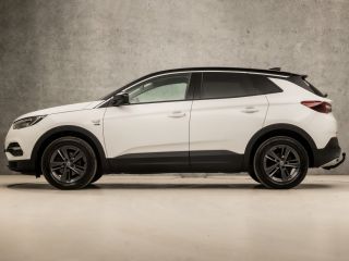 Opel Grandland X 1.2 Turbo Sport (APPLE CARPLAY, GROOT NAVI, CAMERA, CLIMATE, TREKHAAK, SPORTSTOELEN, LED KOPLAMPE...