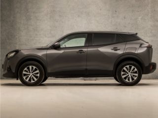 Peugeot 2008 1.2 PureTech Sport (APPLE CARPLAY, GROOT NAVI, 360 CAMERA, STOELVERWARMING, GETINT GLAS, LANE ASS...