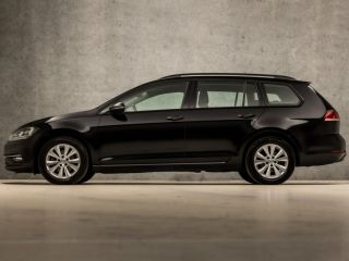 Volkswagen Golf 1.0 TSI Sportline (APPLE CARPLAY, GROOT NAVI, CLIMATE, ALCANTARA, STOELVERWARMING, SPORTSTOELEN, ...