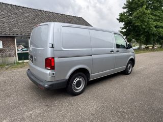 Volkswagen Transporter 2.0 TDI L1H1 26 Business APPLE CARPLAY CRUISE 150PK