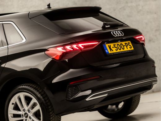 Audi A3 Sportback 30 TFSI Sport Automaat (SCHUIFDAK, APPLE CARPLAY, GROOT NAVI, ADAPTIVE CRUISE, SFEERVER... ActivLease financial lease