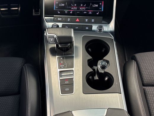 Audi A6 Avant 55 367pk TFSI e quattro Pro Line S Competition Parkeerassistent | 360 Area view | Adaptive ... ActivLease financial lease