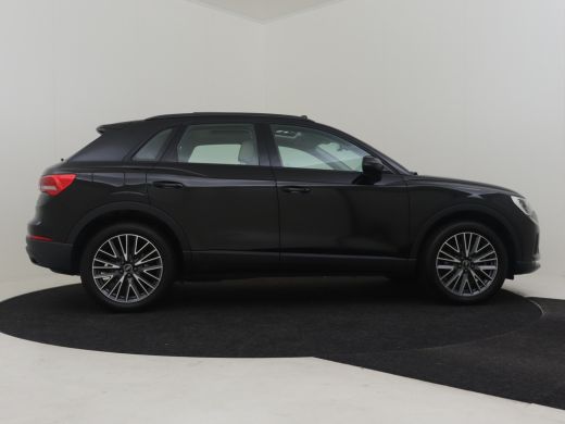 Audi Q3 45 TFSI e Advanced edition 245pk | Panoramadak | Leder l Elektr. Achterklep l Navigatie | 19"LMV ... ActivLease financial lease