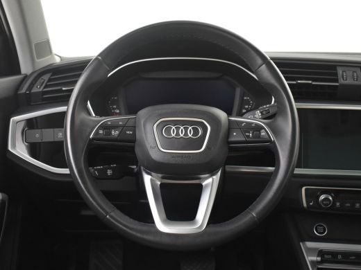 Audi Q3 45 TFSI e Advanced edition 245pk | Panoramadak | Leder l Elektr. Achterklep l Navigatie | 19"LMV ... ActivLease financial lease