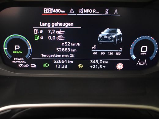 Audi Q3 45 TFSI e Advanced edition 245pk | Panoramadak | Leder l Elektr. Achterklep l Navigatie | 19"LMV ... ActivLease financial lease