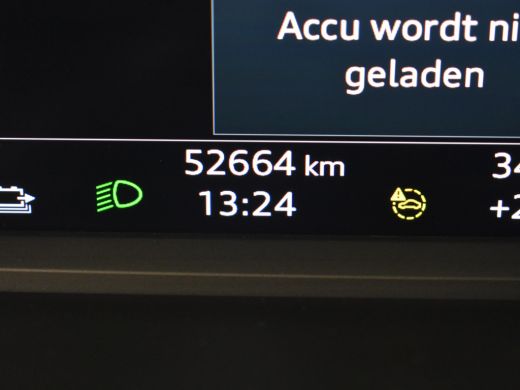 Audi Q3 45 TFSI e Advanced edition 245pk | Panoramadak | Leder l Elektr. Achterklep l Navigatie | 19"LMV ... ActivLease financial lease