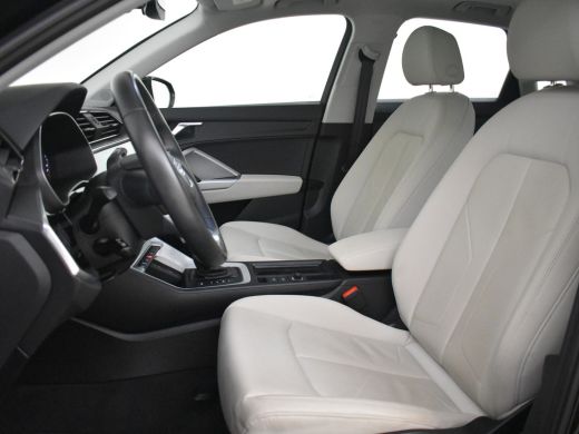 Audi Q3 45 TFSI e Advanced edition 245pk | Panoramadak | Leder l Elektr. Achterklep l Navigatie | 19"LMV ... ActivLease financial lease