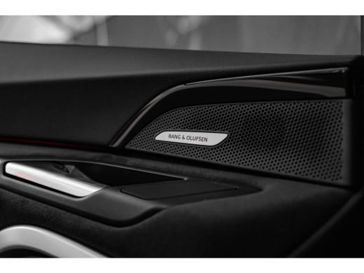 Audi Q5 2.0 TFSI e-hybrid 270 kW quattro S edition Competition Trekhaak | Panorama Dak | Luchtvering | St... ActivLease financial lease