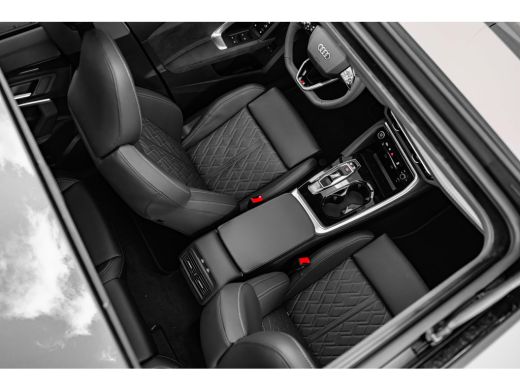 Audi Q5 2.0 TFSI e-hybrid 270 kW quattro S edition Competition Trekhaak | Panorama Dak | Luchtvering | St... ActivLease financial lease