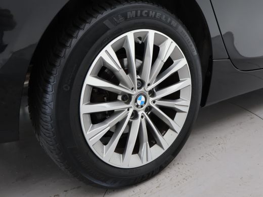 BMW 2 Serie Gran Tourer 218i 7-PERS HIGH EXECUTIVE AUT. + HEAD-UP | LEDER | AFN. TREKHAAK | CAMERA | STOELVERW. ActivLease financial lease