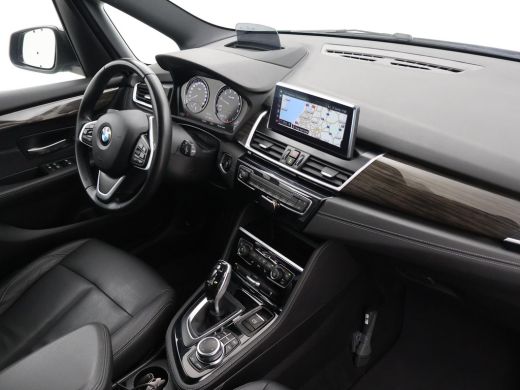 BMW 2 Serie Gran Tourer 218i 7-PERS HIGH EXECUTIVE AUT. + HEAD-UP | LEDER | AFN. TREKHAAK | CAMERA | STOELVERW. ActivLease financial lease