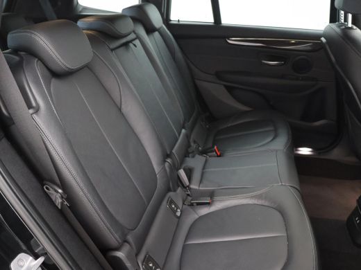 BMW 2 Serie Gran Tourer 218i 7-PERS HIGH EXECUTIVE AUT. + HEAD-UP | LEDER | AFN. TREKHAAK | CAMERA | STOELVERW. ActivLease financial lease